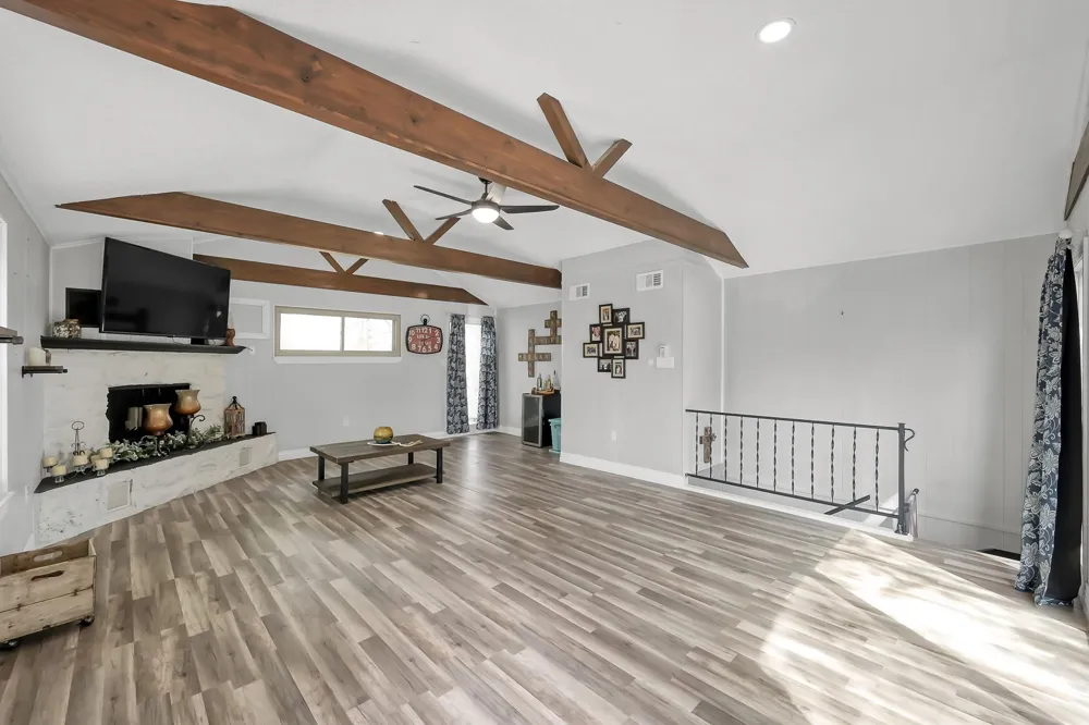 281 Shady Oaks Drive Point Blank, TX 77364