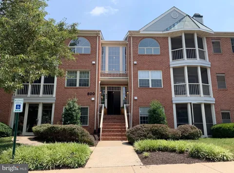 800 AMBER TREE COURT #103