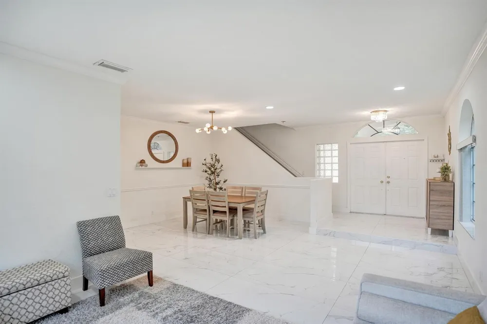 4180 Lansing Avenue Cooper City, FL 33026