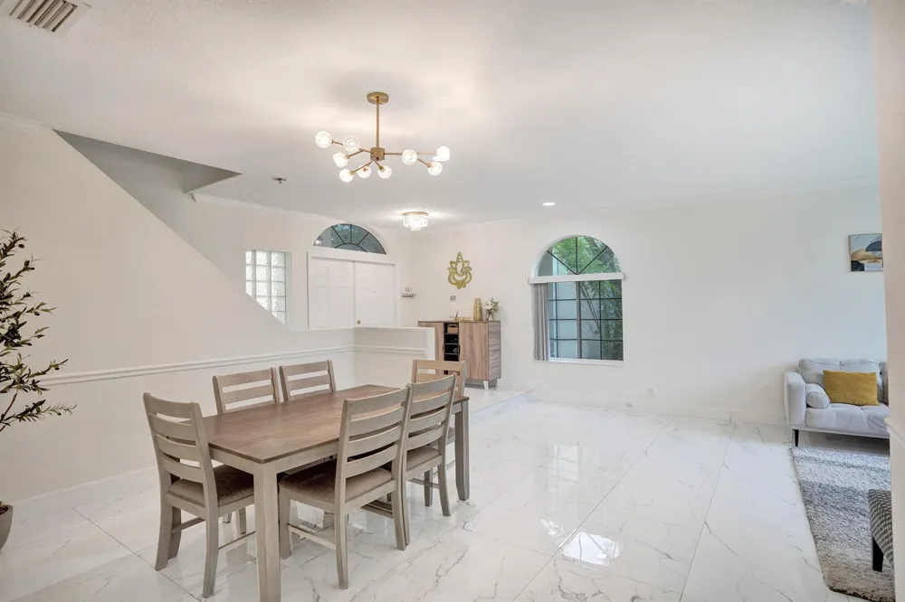 4180 Lansing Avenue Cooper City, FL 33026