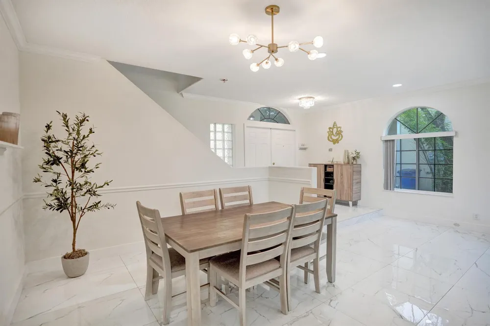 4180 Lansing Avenue Cooper City, FL 33026