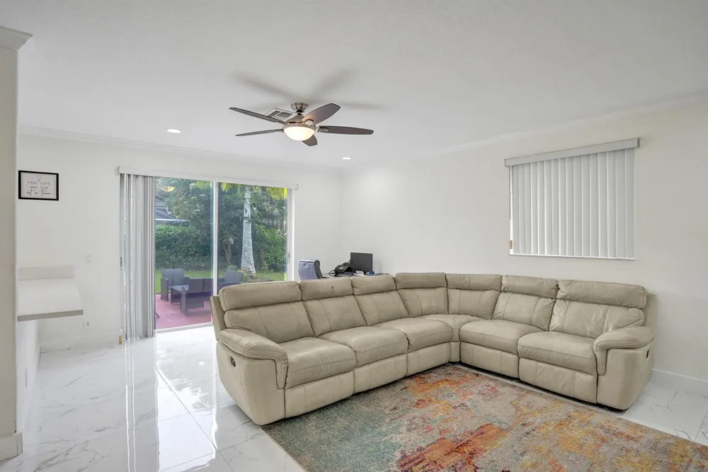 4180 Lansing Avenue Cooper City, FL 33026