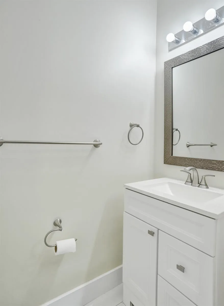 4180 Lansing Avenue Cooper City, FL 33026