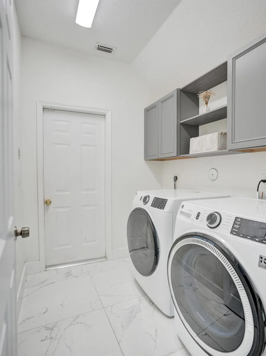 4180 Lansing Avenue Cooper City, FL 33026