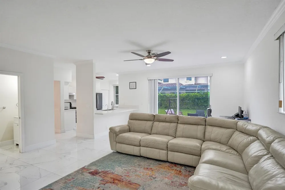 4180 Lansing Avenue Cooper City, FL 33026