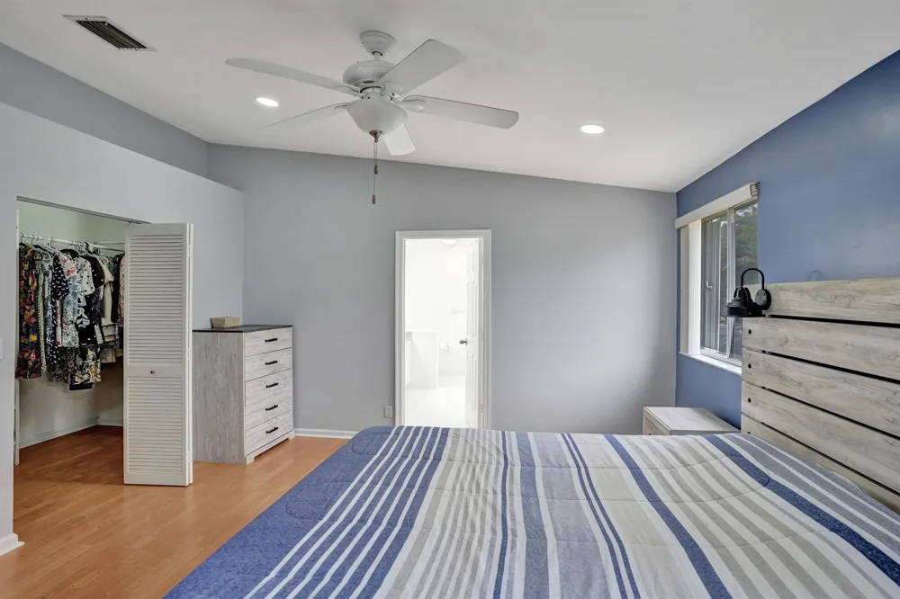 4180 Lansing Avenue Cooper City, FL 33026