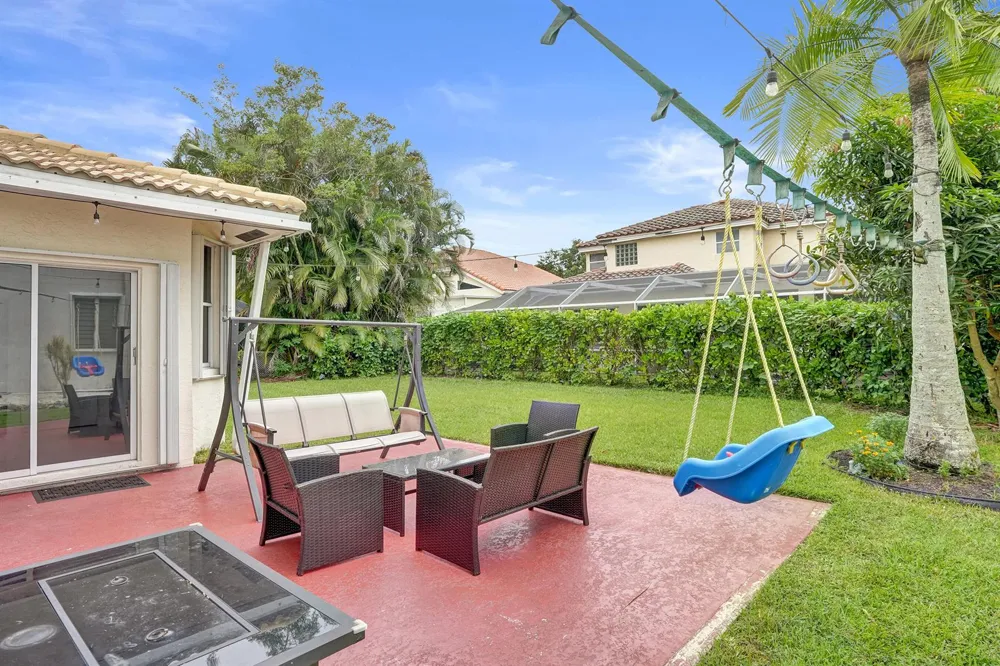 4180 Lansing Avenue Cooper City, FL 33026