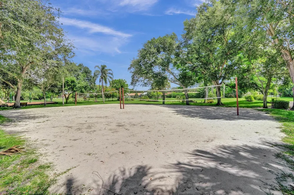 4180 Lansing Avenue Cooper City, FL 33026