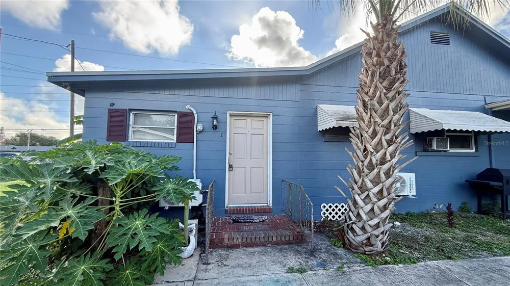 1310 COMBEE ROAD #7 Lakeland, FL 33801