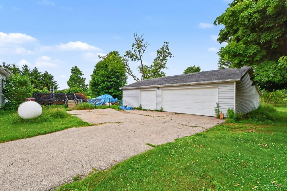10602 Jordan Lake Road Odessa Township, MI 48849