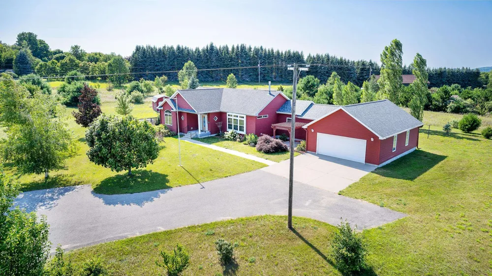 5680 Gorivan Road Blaine Township, MI 49635