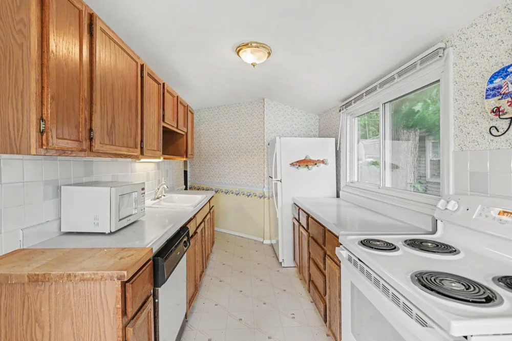 3281 Country Club Way Clarence Township, MI 49224