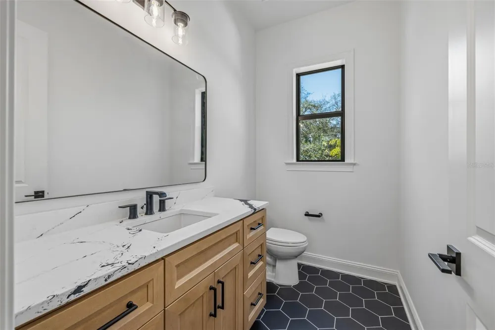 4509 W NORTH A STREET #2 Tampa, FL 33609