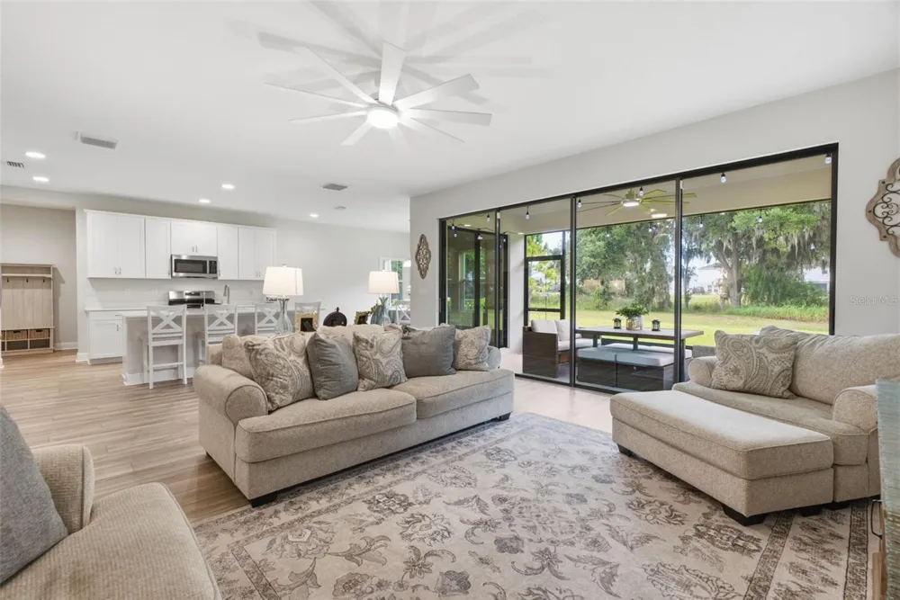 14759 GALLOP RUN DRIVE Lithia, FL 33547