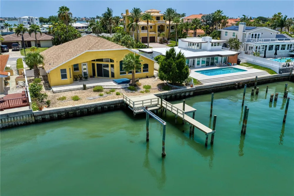 115 ALETA DRIVE Belleair Beach, FL 33786
