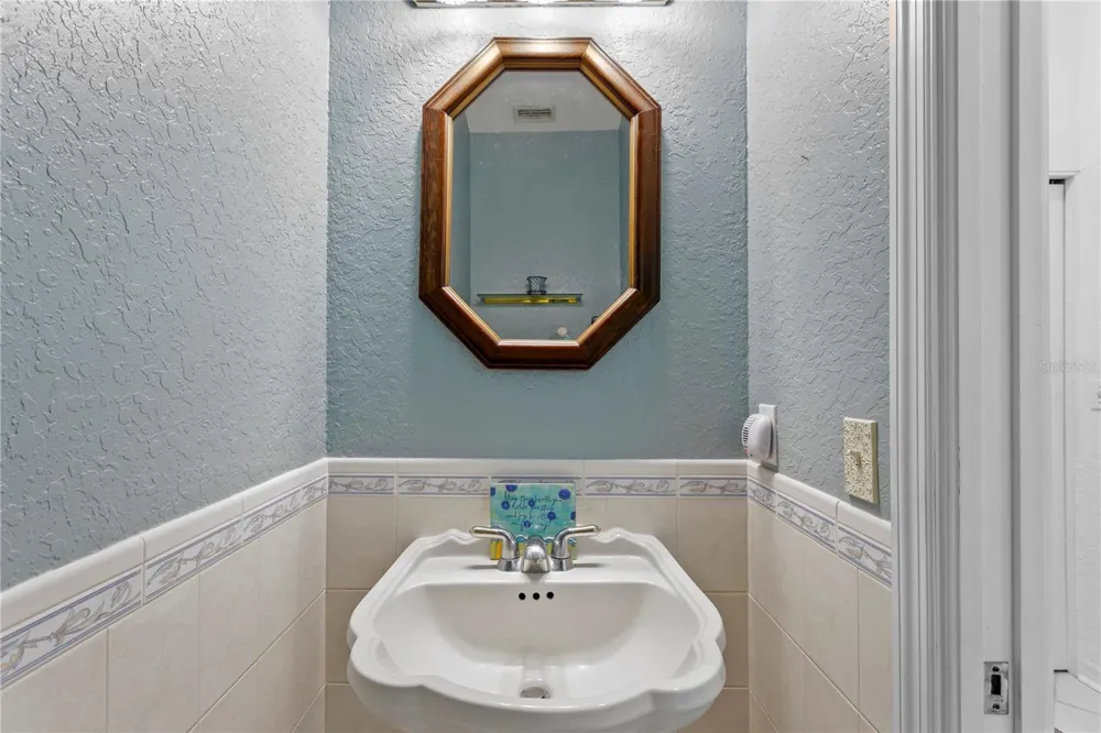 115 ALETA DRIVE Belleair Beach, FL 33786