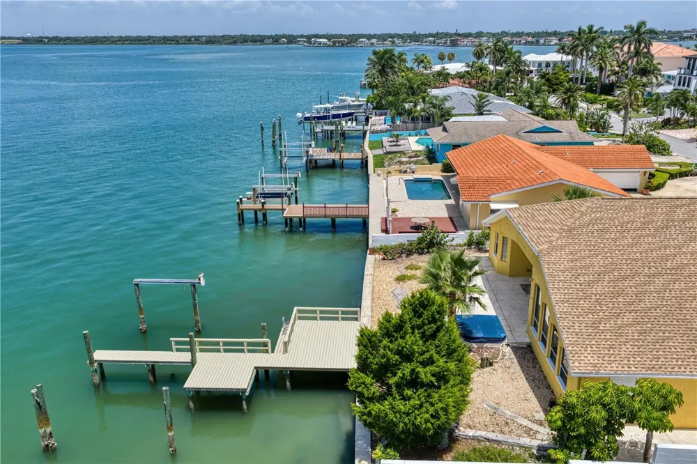 115 ALETA DRIVE Belleair Beach, FL 33786