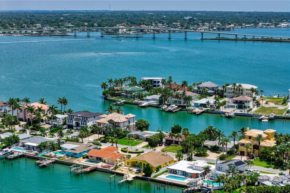 115 ALETA DRIVE Belleair Beach, FL 33786