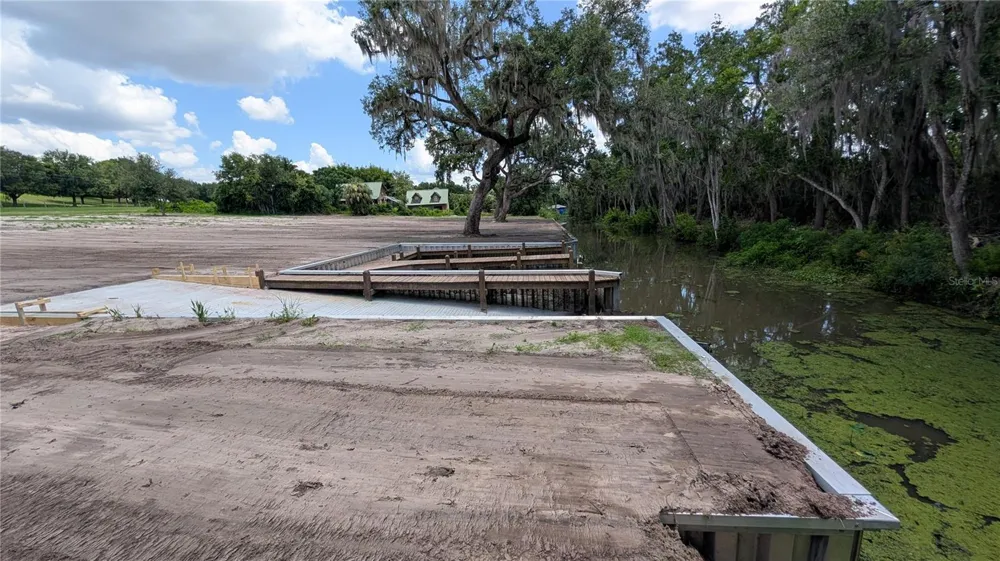 SULEN ROAD Lady Lake, FL 32159