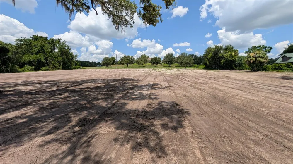 SULEN ROAD Lady Lake, FL 32159