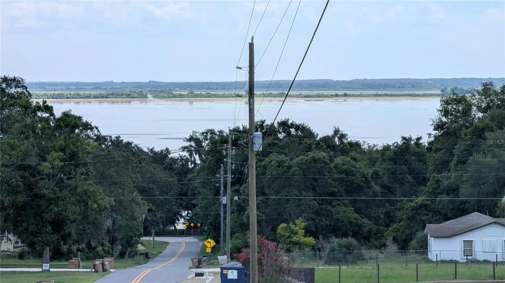 SULEN ROAD Lady Lake, FL 32159