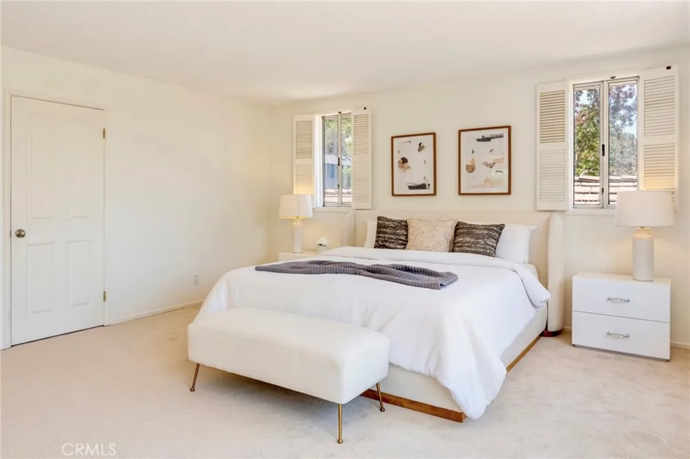 561 Sierra Meadows Sierra Madre, CA 91024