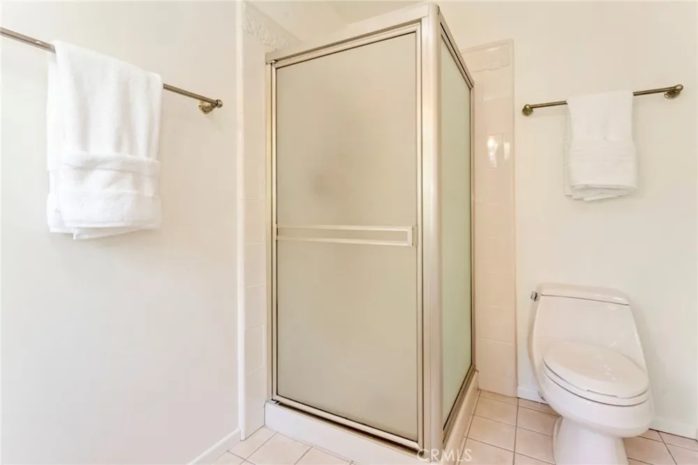 561 Sierra Meadows Sierra Madre, CA 91024