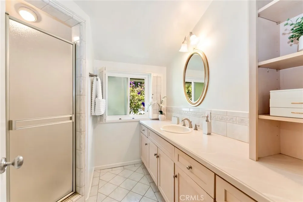 561 Sierra Meadows Sierra Madre, CA 91024