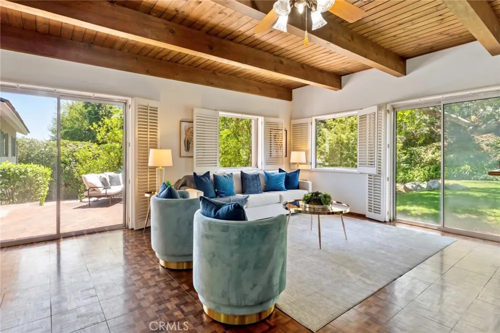 561 Sierra Meadows Sierra Madre, CA 91024