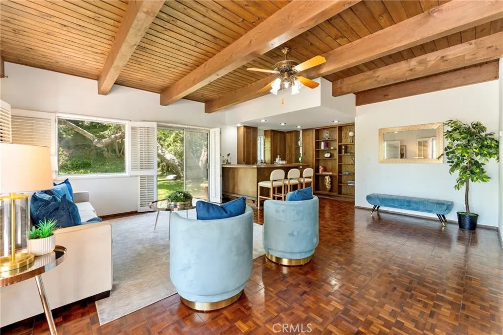 561 Sierra Meadows Sierra Madre, CA 91024