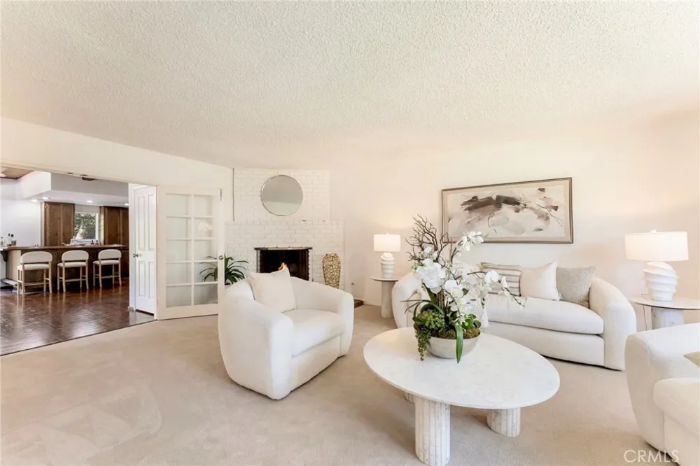561 Sierra Meadows Sierra Madre, CA 91024