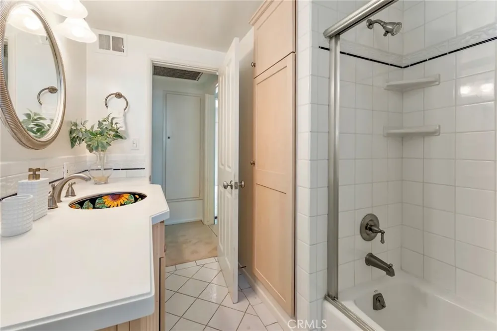 561 Sierra Meadows Sierra Madre, CA 91024