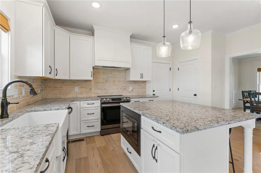 4791 Cooper Road Clemmons, NC 27012