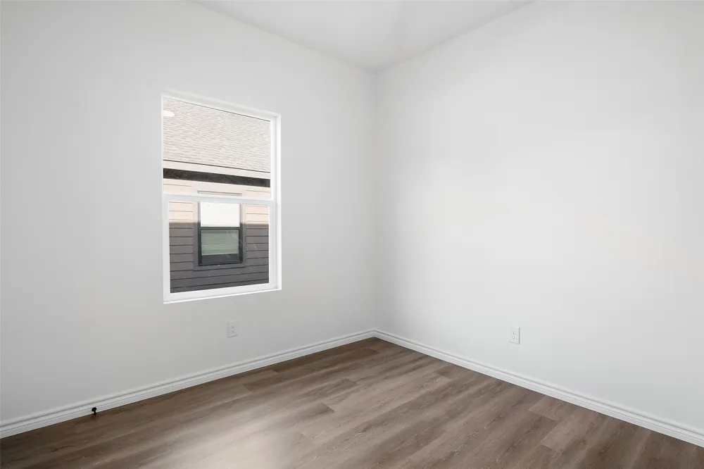209 W Elm Street Whitewright, TX 75491