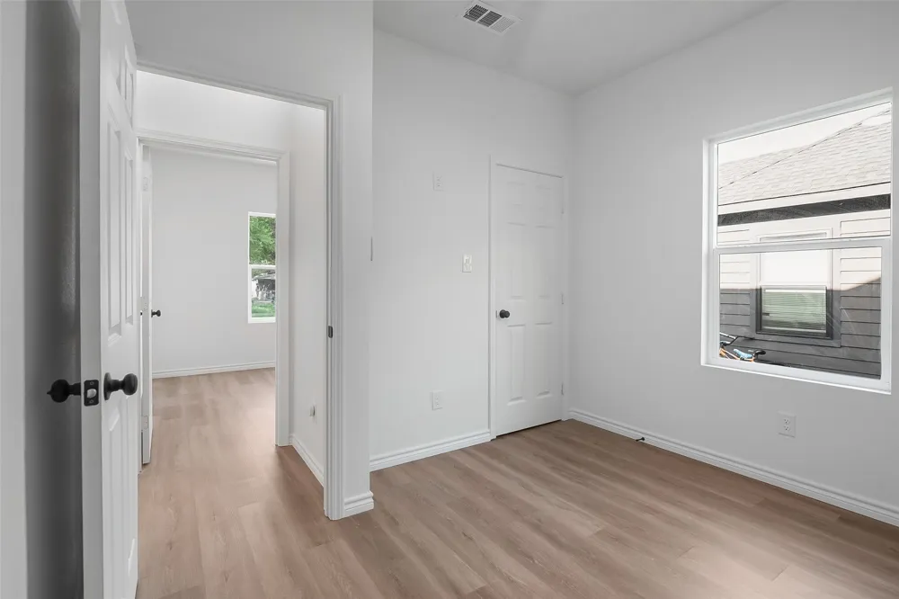 209 W Elm Street Whitewright, TX 75491