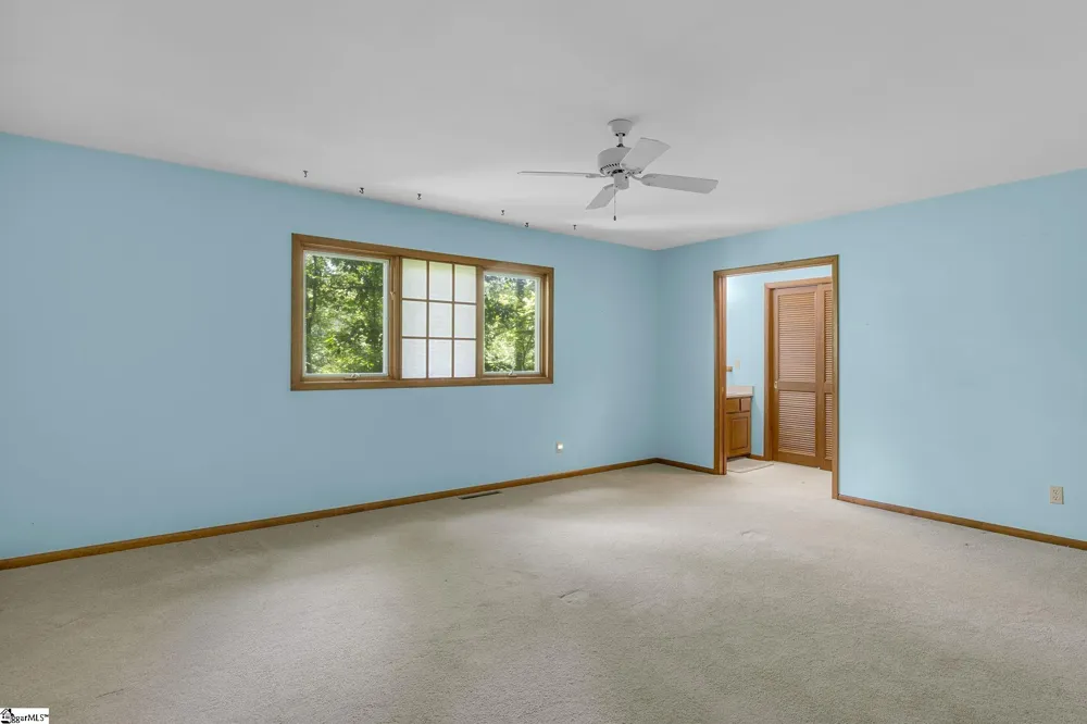 2109 Moorefield Memorial Highway Pickens, SC 29671
