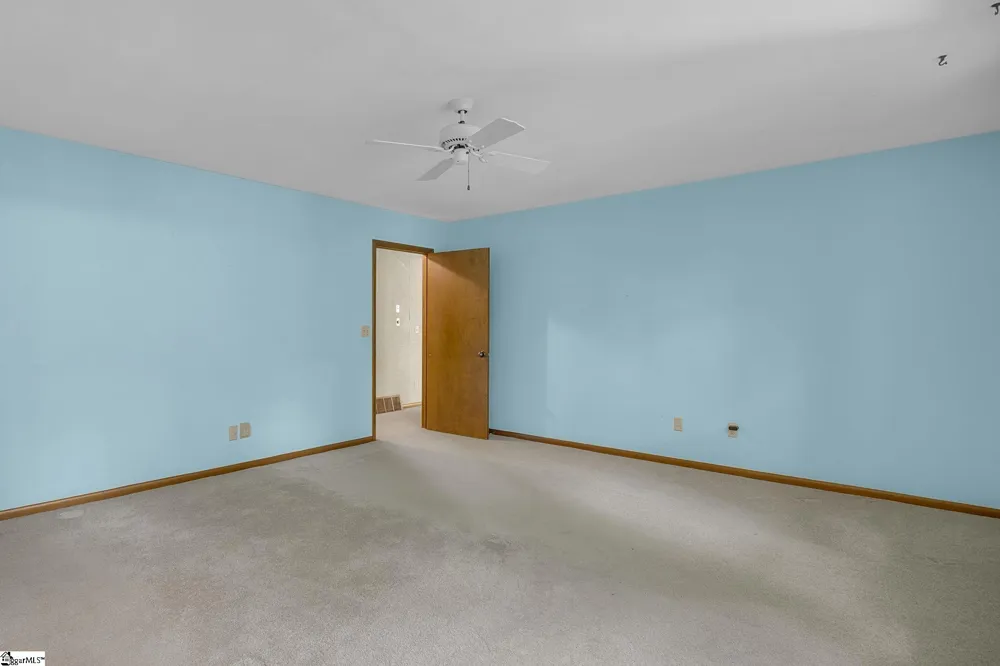 2109 Moorefield Memorial Highway Pickens, SC 29671