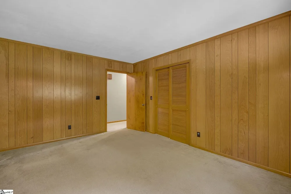 2109 Moorefield Memorial Highway Pickens, SC 29671
