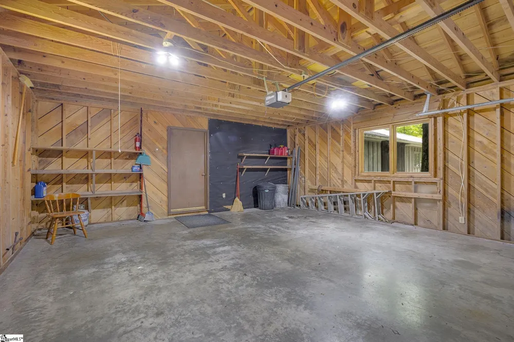2109 Moorefield Memorial Highway Pickens, SC 29671