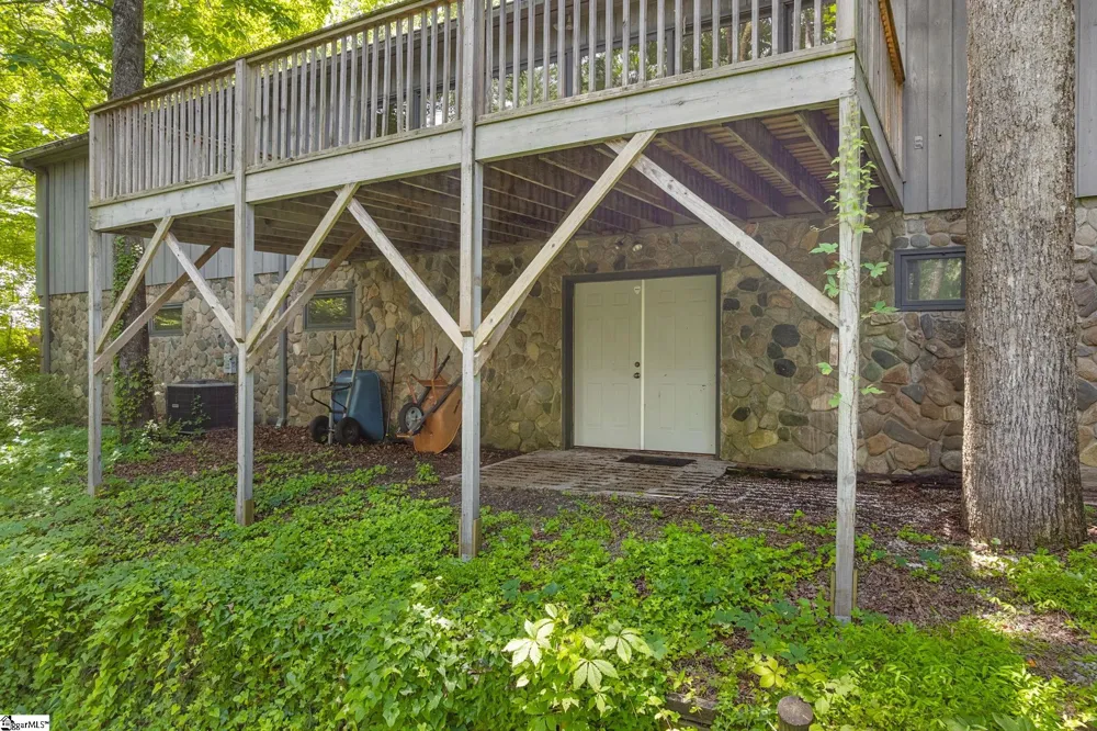 2109 Moorefield Memorial Highway Pickens, SC 29671
