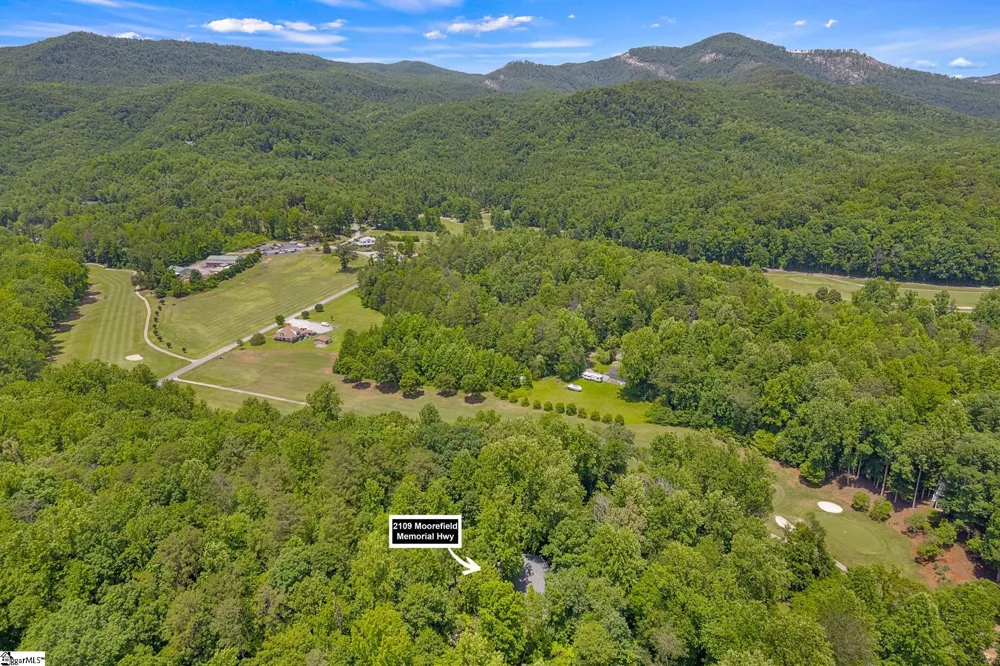 2109 Moorefield Memorial Highway Pickens, SC 29671