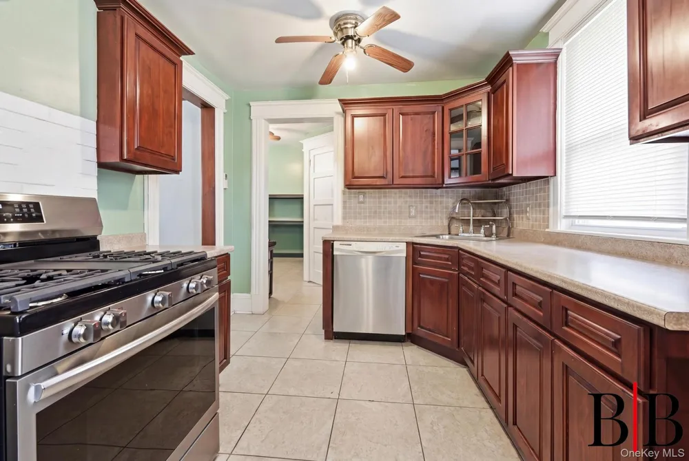 533 Beach 130th Street Belle Harbor, NY 11694