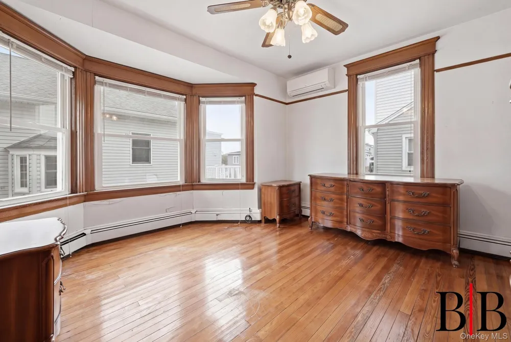 533 Beach 130th Street Belle Harbor, NY 11694