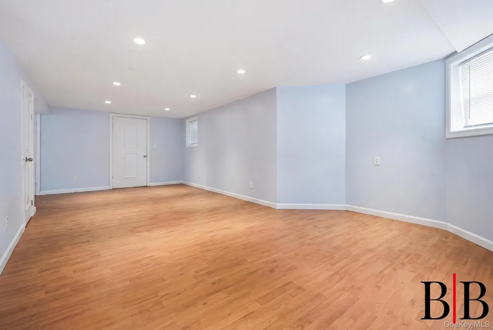 533 Beach 130th Street Belle Harbor, NY 11694