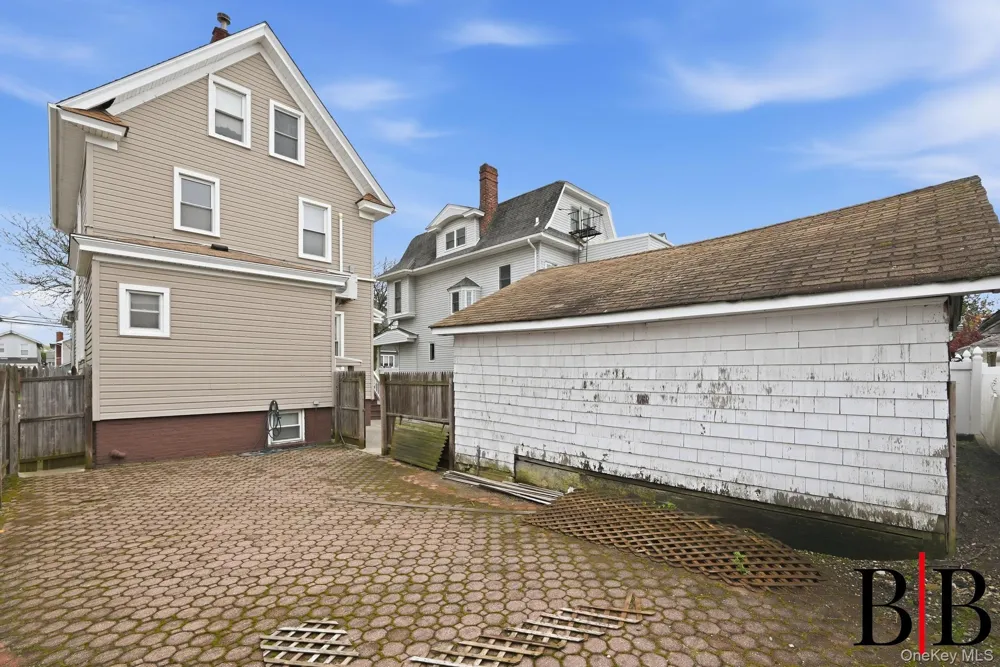 533 Beach 130th Street Belle Harbor, NY 11694