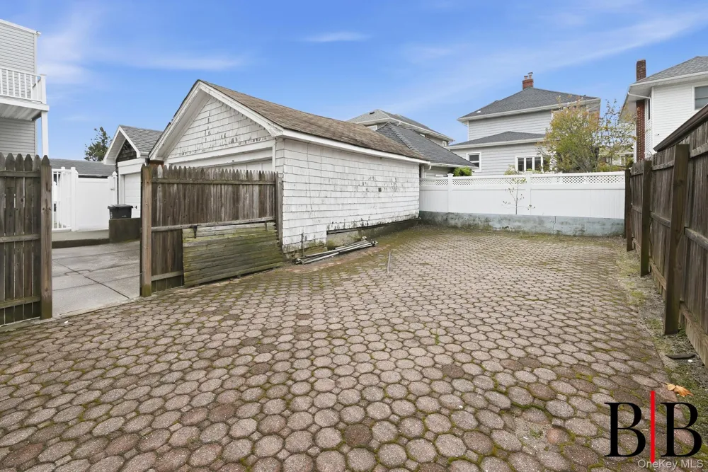533 Beach 130th Street Belle Harbor, NY 11694
