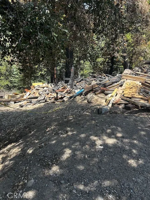 1102 Chateau Drive Crestline, CA 92325