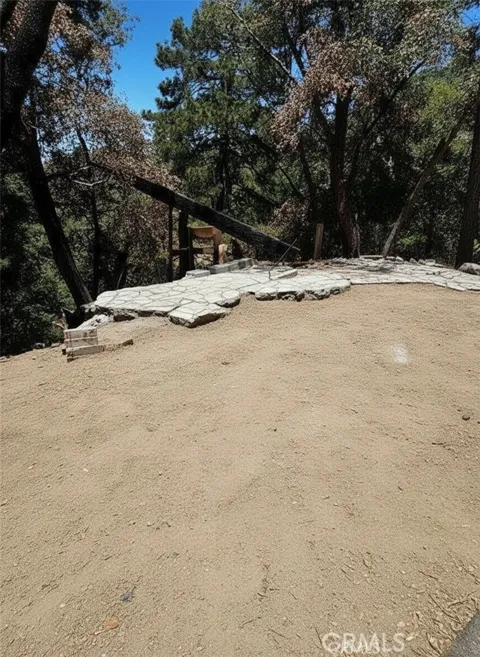 1102 Chateau Drive