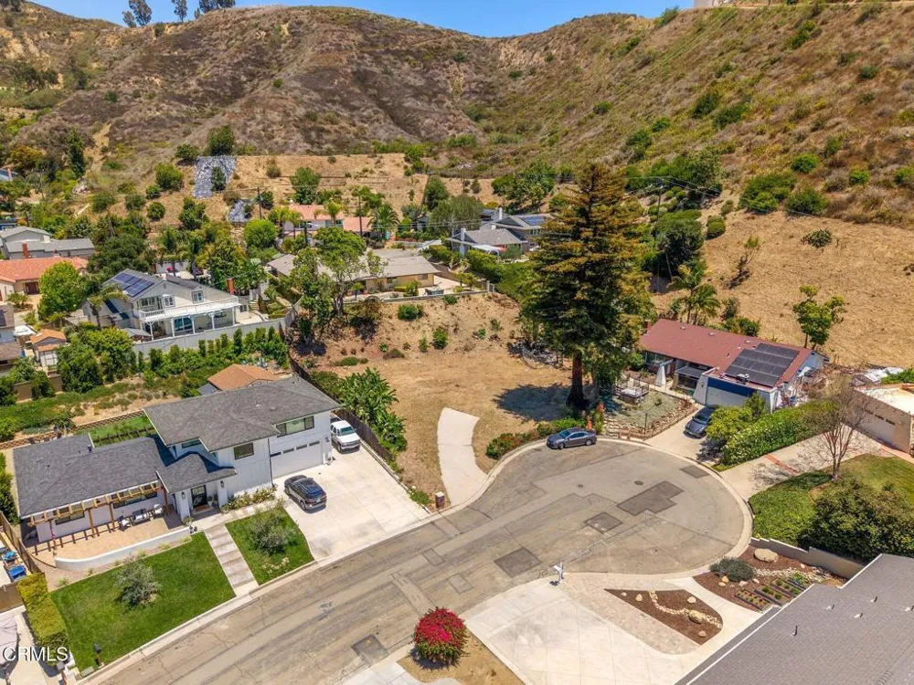 235 Grandridge Court Ventura, CA 93003