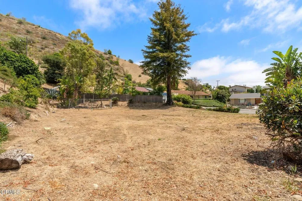 235 Grandridge Court Ventura, CA 93003